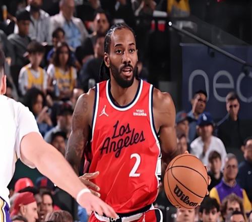 伯恩茅斯主,场迎战布伦,特福德克星,星空体育平台,星空体育官方网站,星空体育登录入口,星空体育app下载