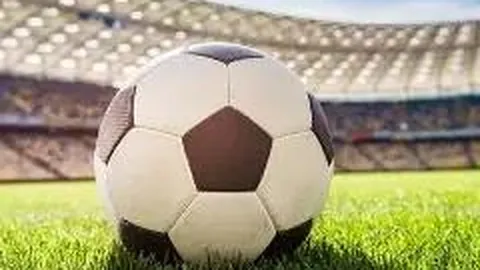 “终结球童协助——界外球自主取回，足球赛场将迎新潮流？”